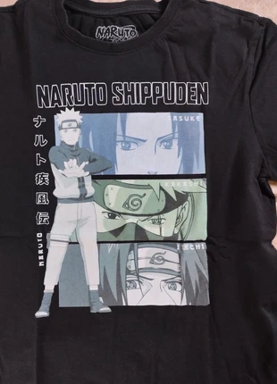 Tee shirt Naruto 10/12 ans, merk: Kiabi, staat: Heel goed, maat: XS, € 2,00, € 2,80 inclusief Kopersbescherming