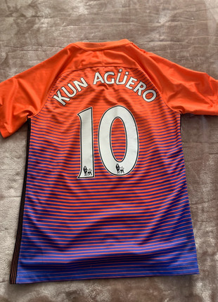 Maillot aguero Manchester City, marque: Nike, état: Très bon état, taille: S, 60,00 €, 63,70 € Protection acheteurs incluse