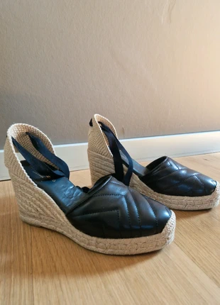 Hakken van Paloma Barcelo, merk: Paloma Barcelo, staat: Nieuw zonder prijskaartje, maat: 39, € 21,00, € 22,75 inclusief Kopersbescherming