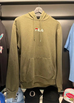 Sweatshirt à capuche Fila kaki brodé, brand: FILA, condition: Good, size: S, €5.00, €5.95 includes Buyer Protection