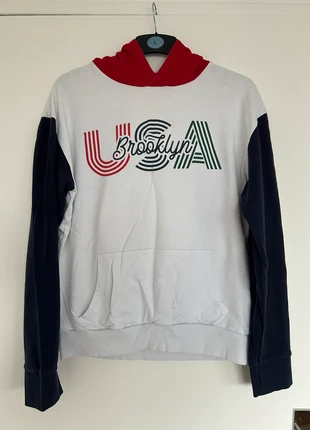 Sweat à capuche - Taille XL - 100 % coton, marke: Primark, zustand: Sehr gut, größe: XL / 42 / 14, 2,50 €, 3,33 € inklusive Vinted-Käuferschutz