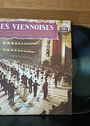 Valse viennoise (2 LP), état: Très bon état, 5,00 €, 5,95 € Protection acheteurs incluse