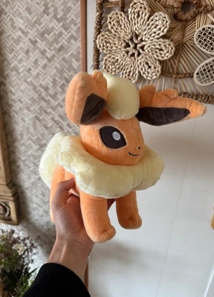 Peluche pokemo, merk: Pokémon, staat: Heel goed, maat: Prematuur, tot 44 cm, € 14,99, € 16,44 inclusief Kopersbescherming Pro