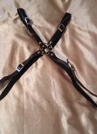 Harnais simple pour homme en faux cuir, condition: Good, €7.00, €8.05 includes Buyer Protection