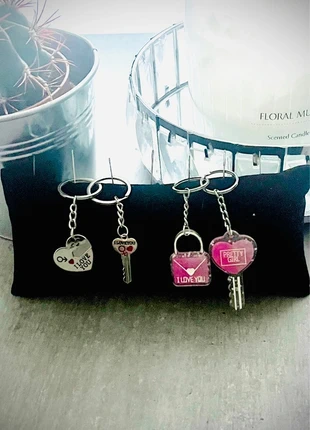 Double porte-clés : Spécial Amour - Amitié, staat: Nieuw zonder prijskaartje, € 3,50, € 4,38 inclusief Kopersbescherming