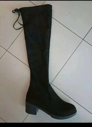 High knee boots, marque: Boots, état: Neuf sans étiquette, taille: 40, 10,00 €, 11,20 € Protection acheteurs incluse