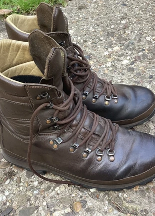 Altberg defenders, merk: Altberg, staat: Heel goed, maat: 46, € 60,00, € 63,70 inclusief Kopersbescherming