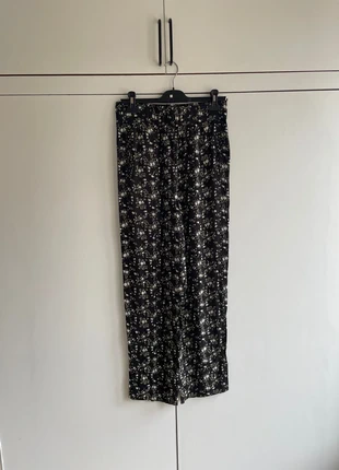 Pantalon Ganni, marque: Ganni, état: Très bon état, taille: M / 38 / 10, 30,00 €, 32,20 € Protection acheteurs incluse