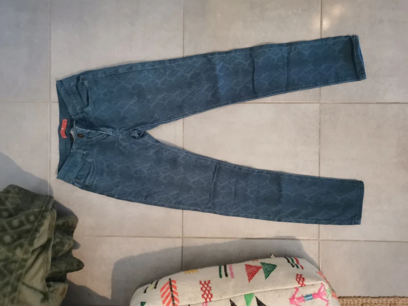 Pantalon bleu motif animal - photo numéro 3