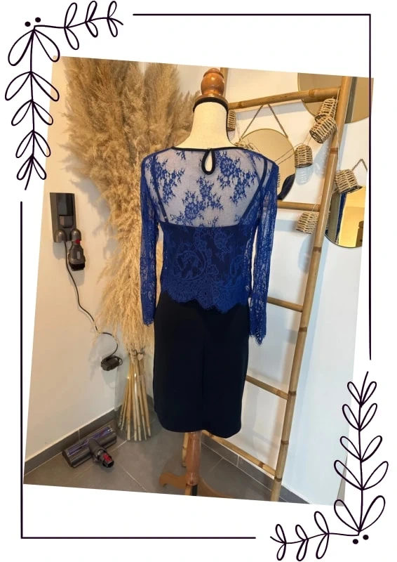 Robe chic bleu avec dentelle - photo numéro 4