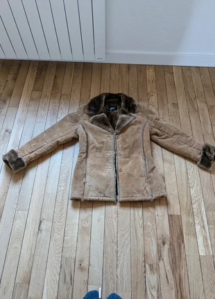 Manteau en cuir retourné, merk: Vintage, staat: Heel goed, maat: XS / 34 / 6, € 70,00, € 74,20 inclusief Kopersbescherming