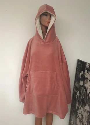 Polar doudoune capuche corail - made in Italy - TU oversize jusque 46, merk: Made In Italy, staat: Nieuw met prijskaartje, maat: Universele maat, € 20,00, € 21,70 inclusief Kopersbescherming