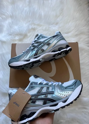 Asics GEL - Kayano 14, brand: Asics, condizioni: Nuovo con cartellino, taglia: 42, €65.00, €68.95 include la Protezione acquisti
