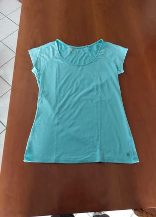 Light blue t shirt size M, marca: Domyos, estado: Muy bueno, tamaño: M / 38 / 10, 2,50 €, 3,33 € Protección al comprador incluida