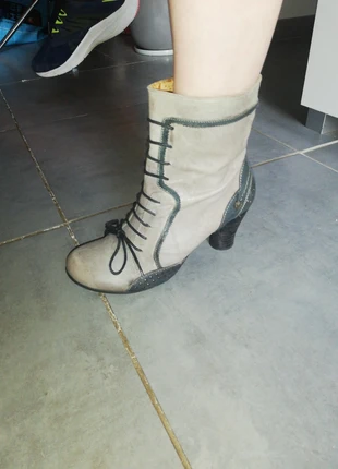 Bottines, marque: GOLD BUTTON, état: Bon état, taille: 38, 6,00 €, 7,00 € Protection acheteurs incluse