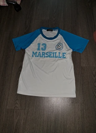 maillot de foot marseille, marque: Marseille, état: Très bon état, taille: 11 ans / 146 cm, 3,50 €, 4,38 € Protection acheteurs incluse