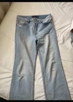 Jeans Stradivarius Azul D38 – Básico Essencial e Estiloso, marca: Stradivarius, estado: Bom, tamanho: M / 38 / 10, €6.00, €7.00 inclui Proteção do Comprador