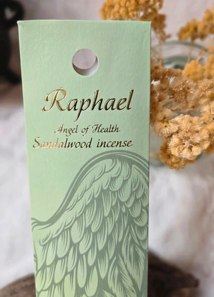 Encens "Raphael – Ange de la Santé" au bois de santal, marque: Encens "Raphael – Ange de la Santé" au bois de san, état: Très bon état, 7,90 €, 9,00 € Protection acheteurs incluse