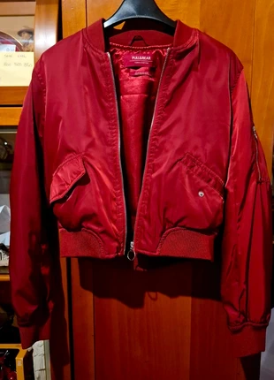 Bomber da donna rosso Pull&bear taglia xs, merk: Pull & Bear, staat: Nieuw zonder prijskaartje, maat: XS / 34 / 6, € 5,00, € 5,95 inclusief Kopersbescherming