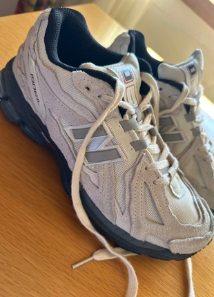 New Balance 1906D Beige Black – EU 41.5 / US 8 – Rare Vintage, marca: New Balance, estado: Novo com etiquetas, tamanho: 41,5, €59.00, €62.65 inclui Proteção do Comprador