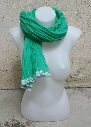 foulard écharpe verte 100% coton, merk: Coton, staat: Nieuw zonder prijskaartje, € 8,90, € 10,05 inclusief Kopersbescherming