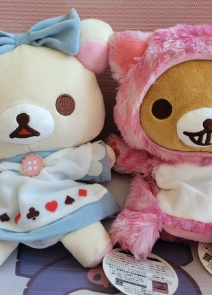 Peluches Rilakkuma et Korilakkuma Alice au pays des merveilles, marke: San-X, zustand: Neu, mit Etikett, größe: Frühchen, bis 44, 180,00 €, 189,70 € inklusive Vinted-Käuferschutz