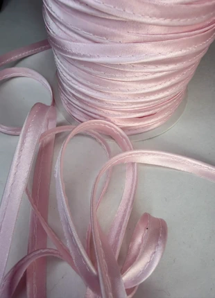 Passepoil satin rose par 10 mètres, brand: passepoil satin, condizioni: Ottime, €9.00, €10.15 include la Protezione acquisti