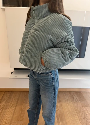 Pull&Bear bomber S giubbino imbottito pan di zucchero velluto coste turchese azzurro, brand: Pull & Bear, condizioni: Nuovo senza cartellino, taglia: S / IT 40 / EU 36, €60.00, €63.70 include la Protezione acquisti