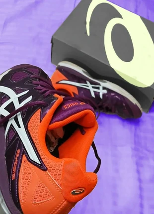 ASICS Gel-Tactic talla 40,5 EU – Zapatillas de voleibol / indoor, marca: Asics, estado: Bom, tamanho: 40.5, €34.00, €36.40 inclui Proteção do Comprador