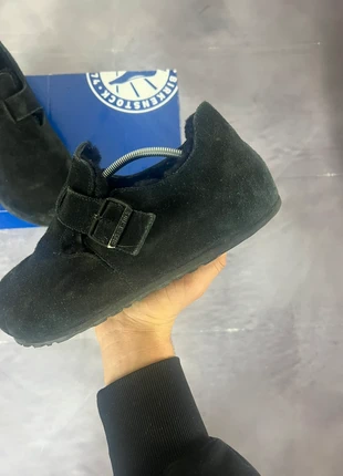 Birkenstock london shearing moumoute fourré hiver noir en daim taille 44, marque: Birkenstock, état: Très bon état, taille: 44, 120,00 €, 126,70 € Protection acheteurs incluse