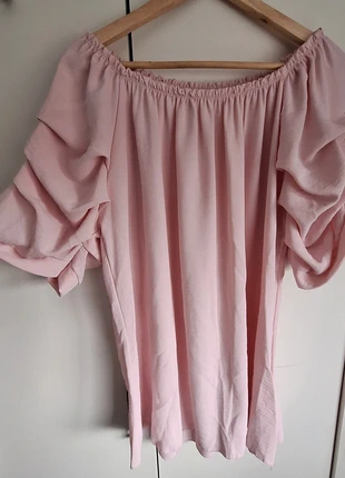 Off shoulder top, merk: merkloos, staat: Heel goed, maat: XXXL / 46 / 18, € 3,00, € 3,85 inclusief Kopersbescherming