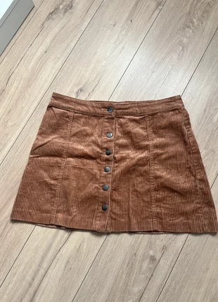 Très belle jupe femme velours côtelé marron boutons à l’avant Zara L, merk: Zara, staat: Heel goed, maat: L / 40 / 12, € 7,50, € 8,58 inclusief Kopersbescherming