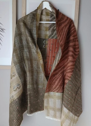 Bufanda / Echarpe tonos Piedra Caldera, brand: La Boutique, condizioni: Ottime, €10.00, €11.20 include la Protezione acquisti