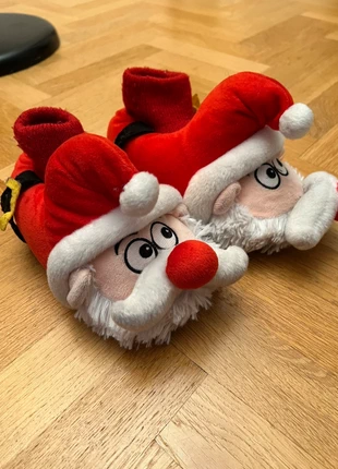 Chaussons Noël, marque: Tissaia, état: Bon état, taille: 28, 5,00 €, 5,95 € Protection acheteurs incluse