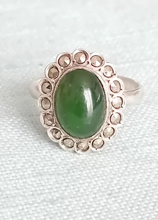 Belle bague vintage En argent massif médaillon pierre verte taille 54, merk: Argent vintage, staat: Heel goed, maat: 54.3 mm / 17.3 mm Ø, € 24,00, € 25,90 inclusief Kopersbescherming