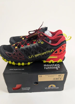 La Sportiva Bushido II nuove 44½ Black/Goji, brand: La Sportiva, condizioni: Nuovo con cartellino, taglia: 44, €150.00, €158.20 include la Protezione acquisti