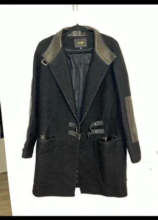 Très beau Manteau 🧥/ duffle coat Maje en laine et cuir., merk: Maje, staat: Heel goed, maat: L / 40 / 12, € 30,00, € 32,20 inclusief Kopersbescherming
