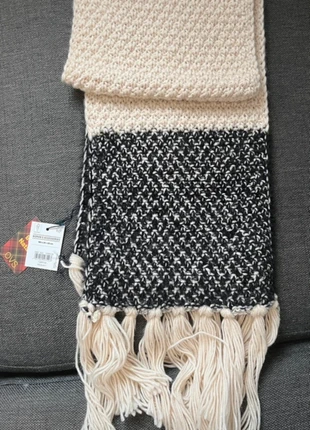 Sciarpa OVS nuova, marque: OVS, état: Neuf avec étiquette, 6,00 €, 7,00 € Protection acheteurs incluse