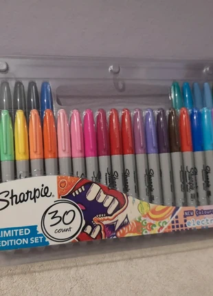 Brand new Limited Edition Sharpie 30 count permanent markers, brand: Sharpie, condition: New with tags, £20.00, £21.70 includes Buyer Protection