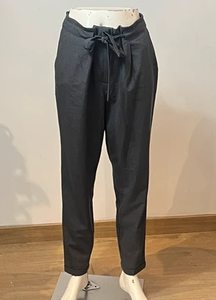 Pantalon Camaïeu rayé , taille 42, gris, très bon état, marque: Camaïeu, état: Très bon état, taille: XL / 42 / 14, 4,99 €, 5,94 € Protection acheteurs (Pro) incluse