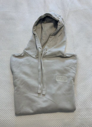 Pull BZB taille S très peu porté, marque: BZB, état: Très bon état, taille: S, 8,00 €, 9,10 € Protection acheteurs incluse