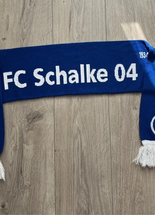 FC Schalke 04 Scarf, merk: FC Schalke 04, staat: Heel goed, € 24,00, € 25,90 inclusief Kopersbescherming