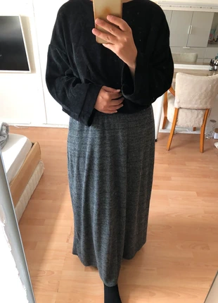 Jupe longue hiver, zustand: Neu, größe: Einheitsgröße, 5,99 €, 6,99 € inklusive Vinted-Käuferschutz