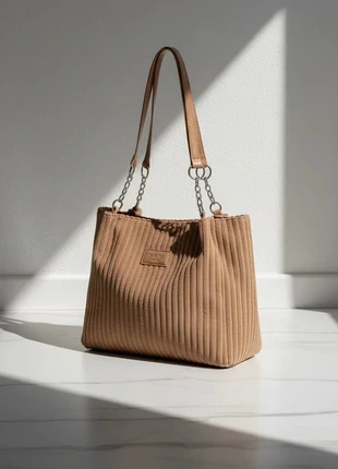 Sac côtelé marron clair à chaîne argentée, doux, brand: mejdula, condizioni: Ottime, €44.90, €47.85 include la Protezione acquisti