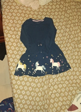 Robe licorne, condizioni: Buone, taglia: 5 anni / 110 cm, €1.50, €2.28 include la Protezione acquisti