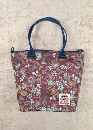 Printed Sports Bag by Invicta, marca: Invicta, estado: Bom, €25.00, €26.95 inclui Proteção do Comprador