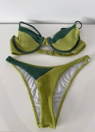 Shein bikini, brand: Shein, condizioni: Nuovo senza cartellino, taglia: S / IT 40 / EU 36, €2.00, €2.80 include la Protezione acquisti