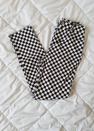 Jean skinny, marke: Jennyfer, zustand: Gut, größe: XS / 34 / 6, 9,00 €, 10,15 € inklusive Vinted-Käuferschutz