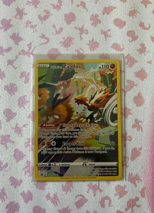 Galarian Zapdos, merk: Pokémon, staat: Nieuw zonder prijskaartje, € 1,50, € 2,28 inclusief Kopersbescherming