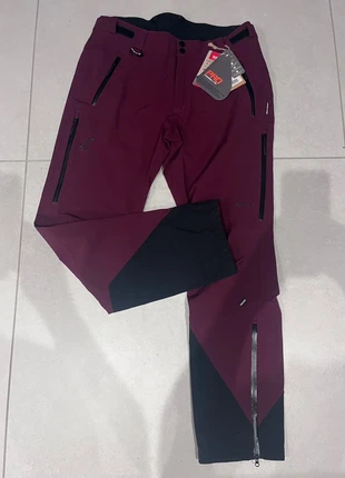 Pantalon randonnée, montagne, ski / Marque RevolutionRace / Taille L / Modèle Cyclone, marke: RevolutionRace, zustand: Neu, mit Etikett, größe: L / 40 / 12, 64,80 €, 68,74 € inklusive Vinted-Käuferschutz